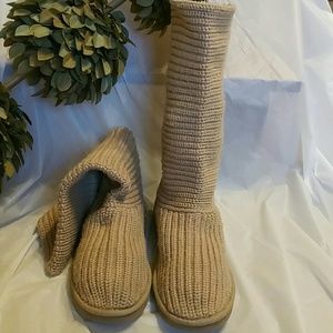 UGG Cardy boots